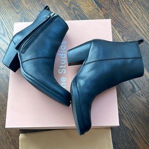 Acne pistol black leather zip ankle boots 7.5/8